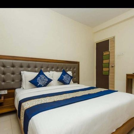 Hotel Powai Comfort ムンバイ エクステリア 写真