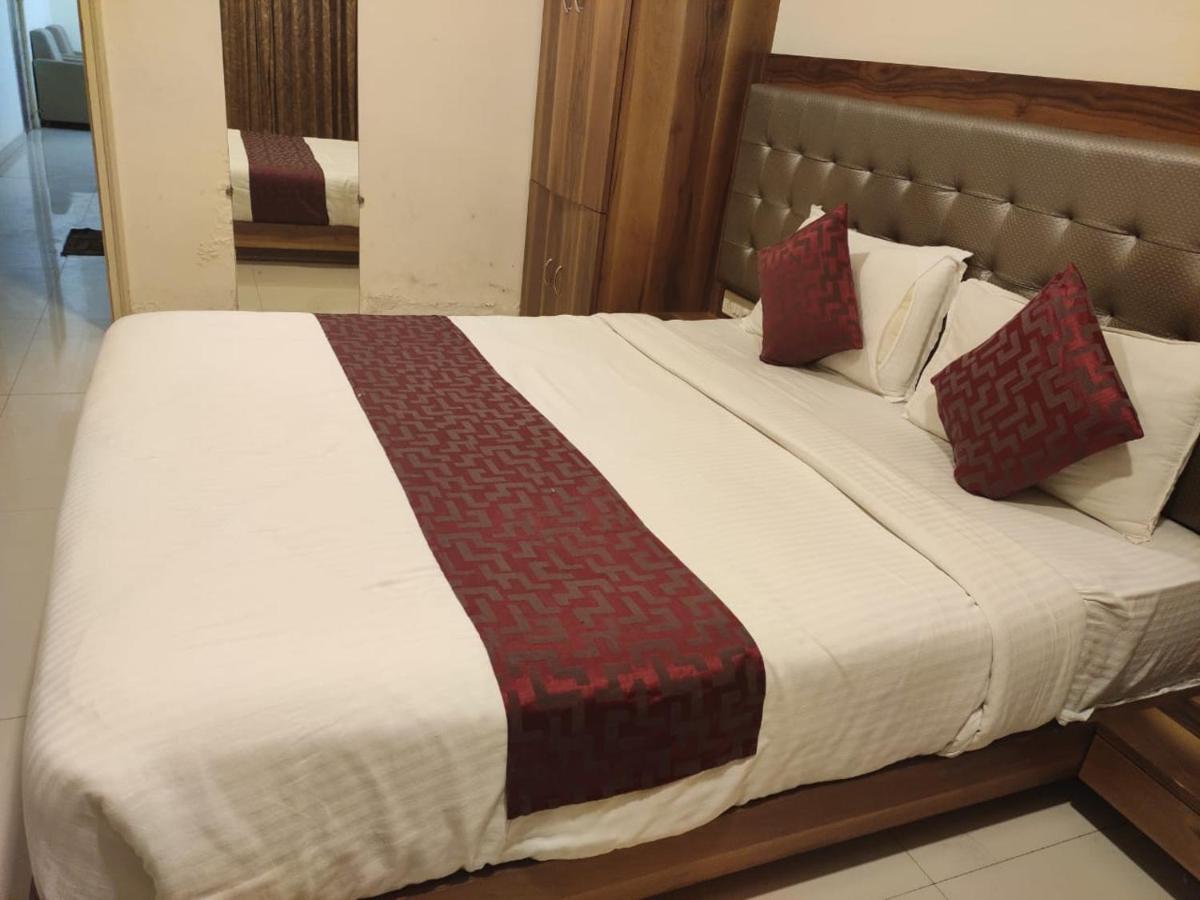Hotel Powai Comfort ムンバイ エクステリア 写真